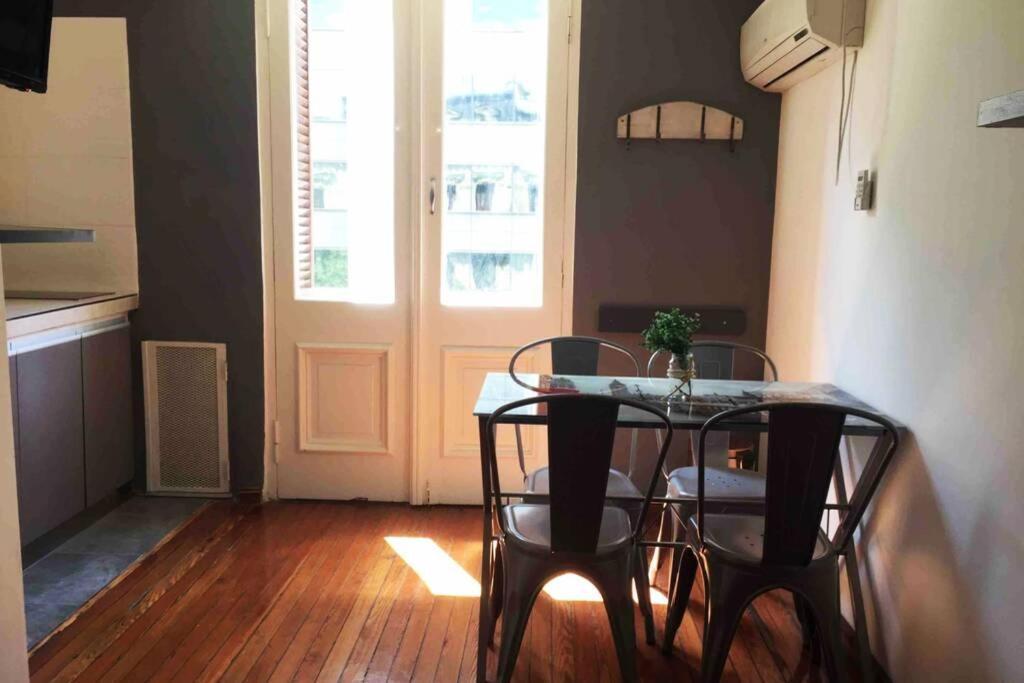 Duplex En Centro Historico Y Turistico Sobre Av. De Mayo Buenos Aires Exteriör bild