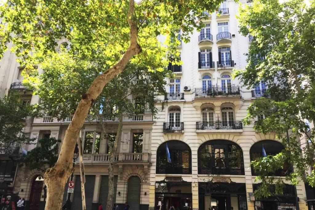 Duplex En Centro Historico Y Turistico Sobre Av. De Mayo Buenos Aires Exteriör bild
